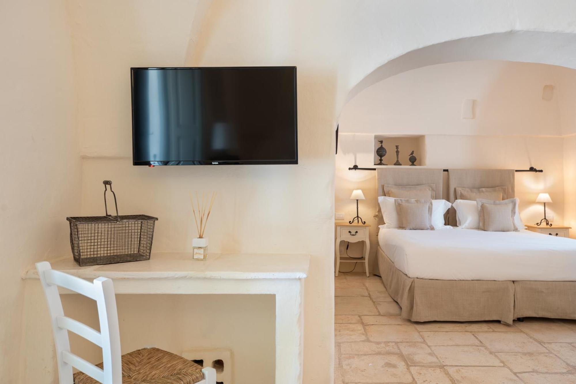 Masseria Le Carrube Ostuni Exterior photo